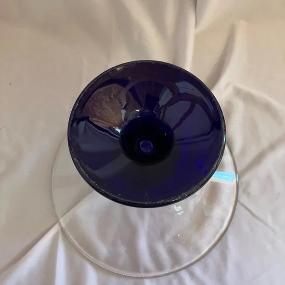 Elegant Glass Compote with Navy Base - Picture 4 of 9